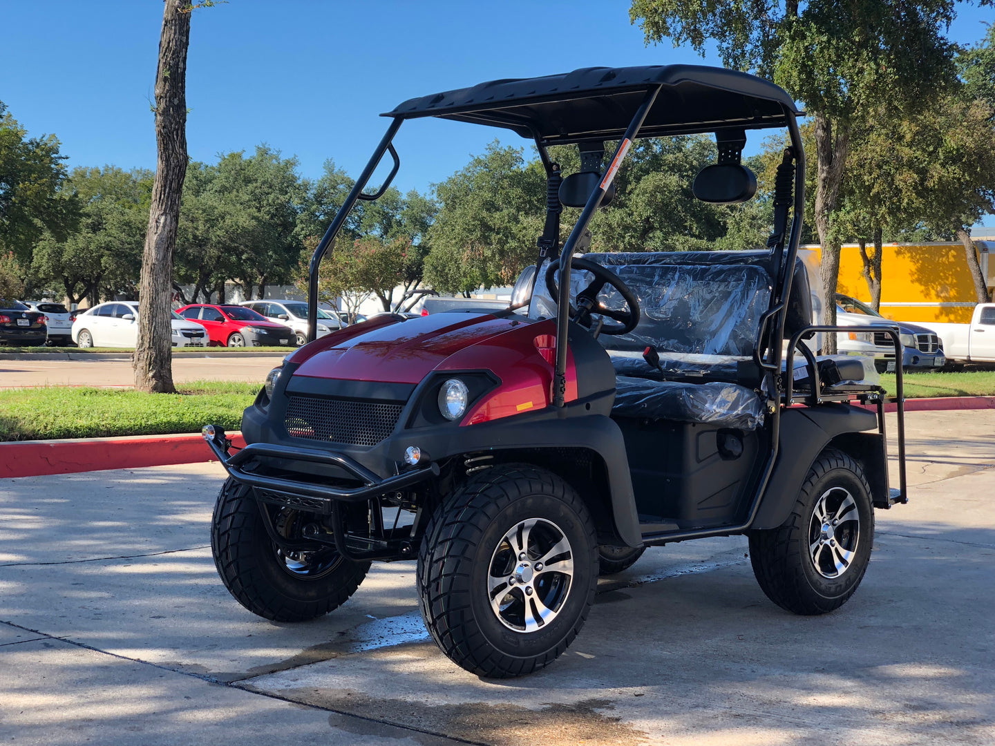 Cazador Eagle 200 Golf Cart- GAS